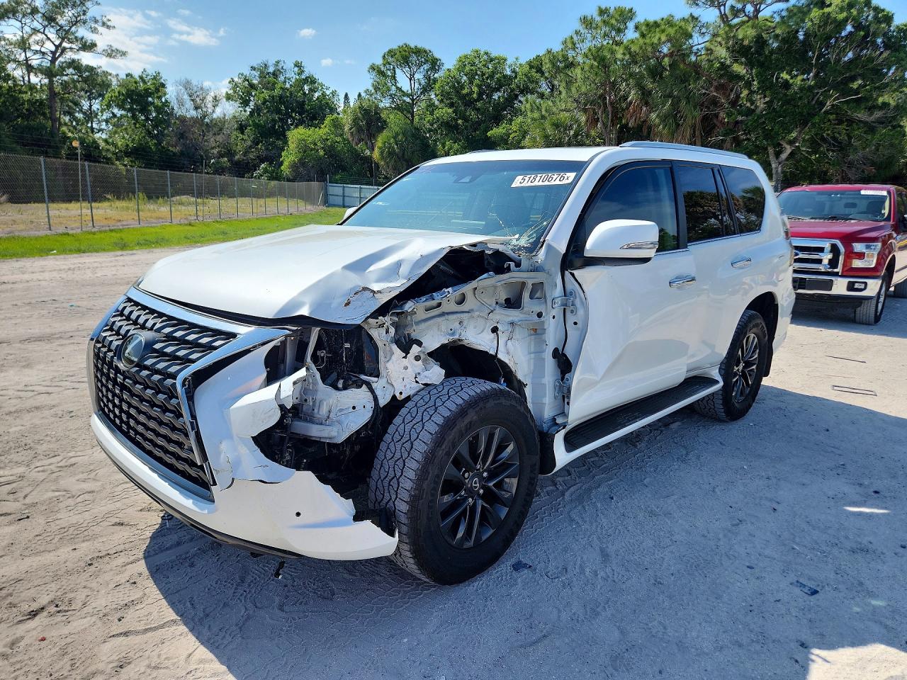 2022 Lexus GX 460 Premium, VIN JTJAM7BX8N5332674 — Front end