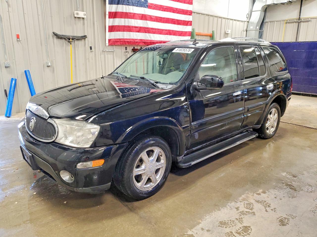 2006 Buick Rainier CXL, VIN 5GAET13M062325215 — Side