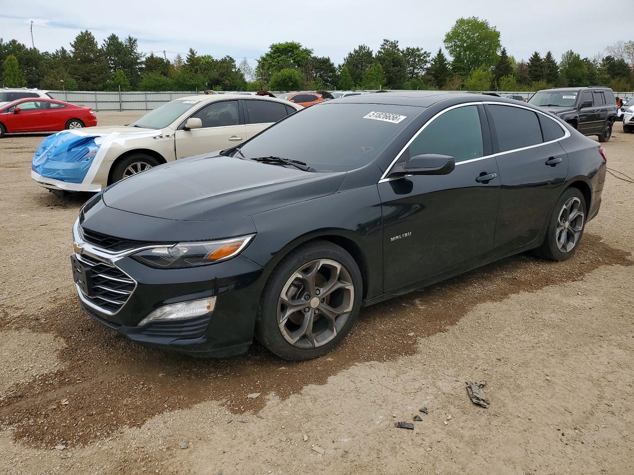 2021 Chevrolet Malibu LT, VIN 1G1ZD5ST5MF054843 — Бок