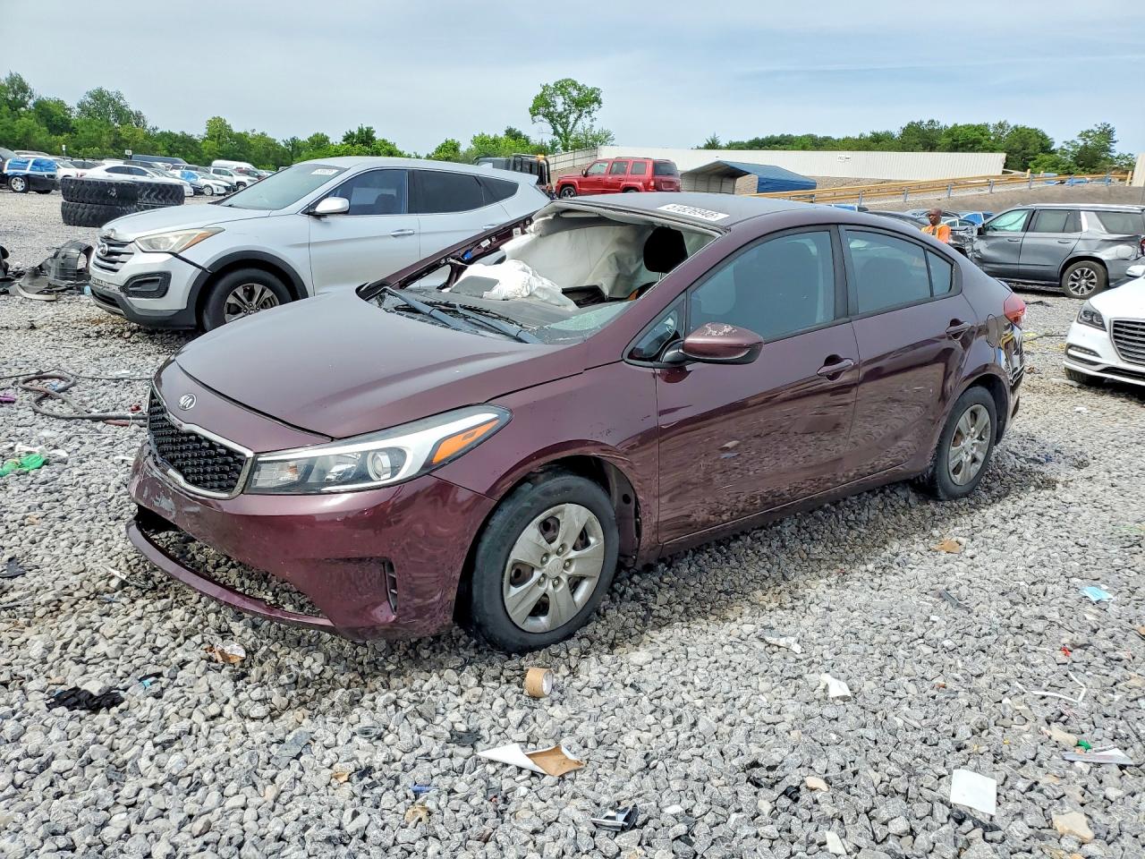 2017 Kia Forte LX, VIN 3KPFK4A74HE139719 — Side