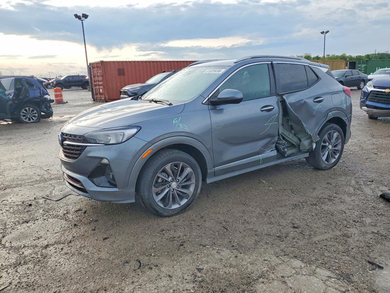 2022 Buick Encore GX Select, VIN KL4MMESL3NB044347 — Side
