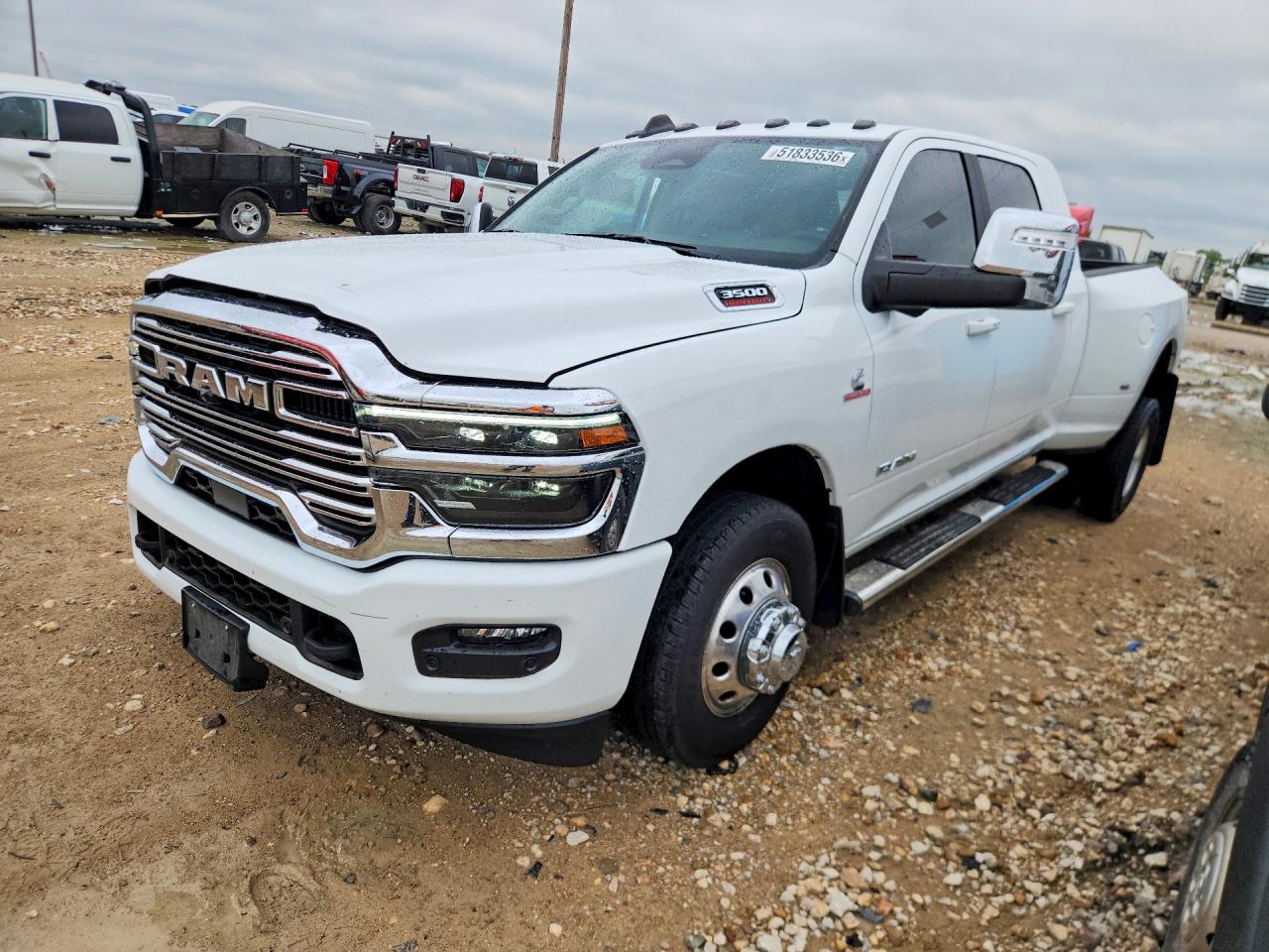2025 Ram 3500 Laramie, VIN 3C63RRML4SG519960 — Front end