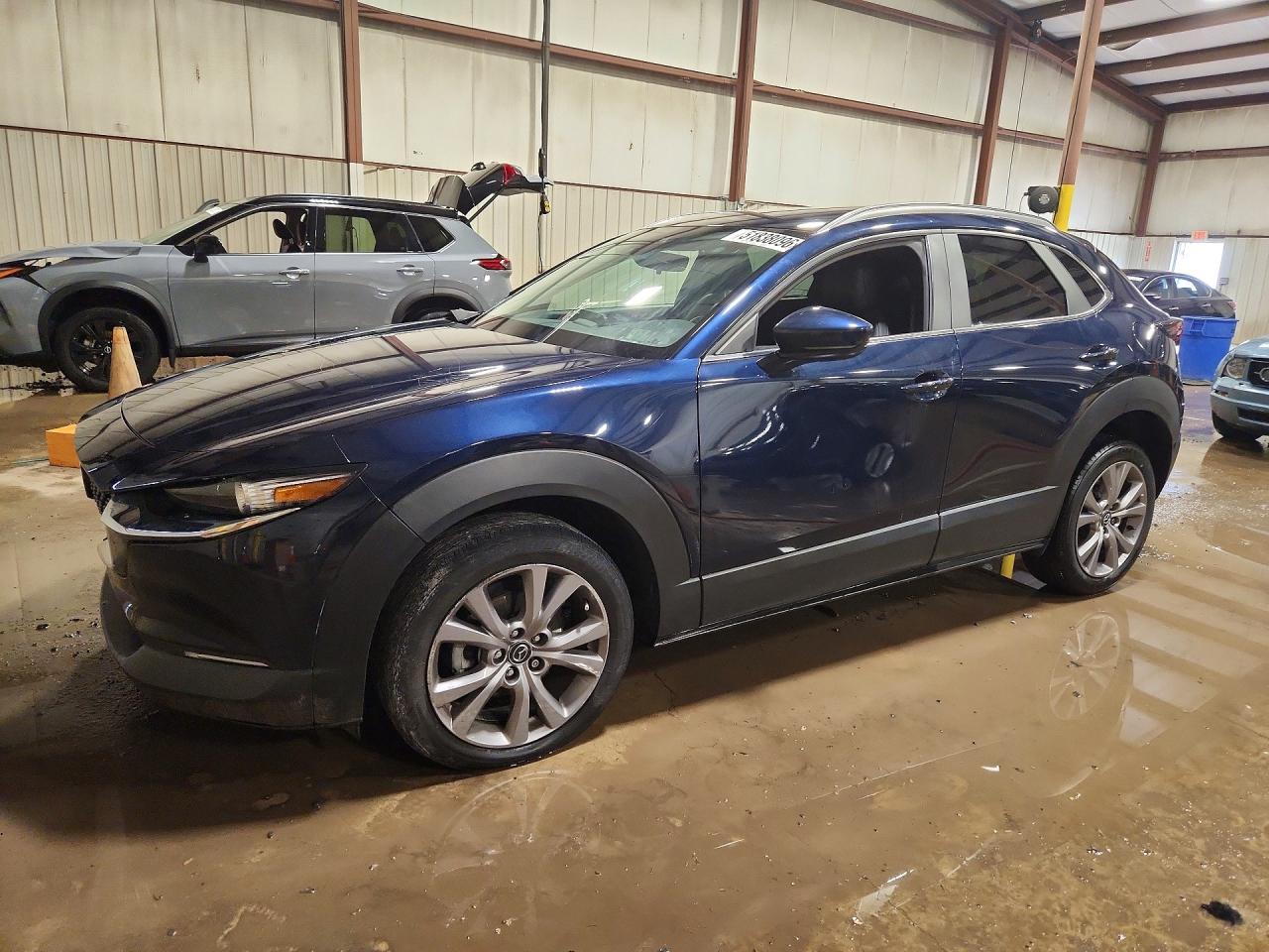 2023 Mazda CX-30 S Select, VIN 3MVDMBBM2PM573019 — Front end