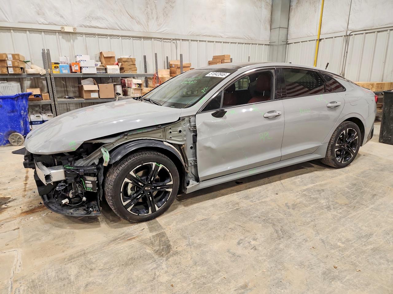 2021 Kia K5 GT-Line, VIN 5XXG64J25MG062888 — Front end