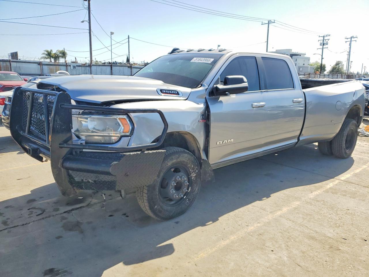 2020 Ram 3500 Big Horn, VIN 3C63RRHL7LG109083 — Front end