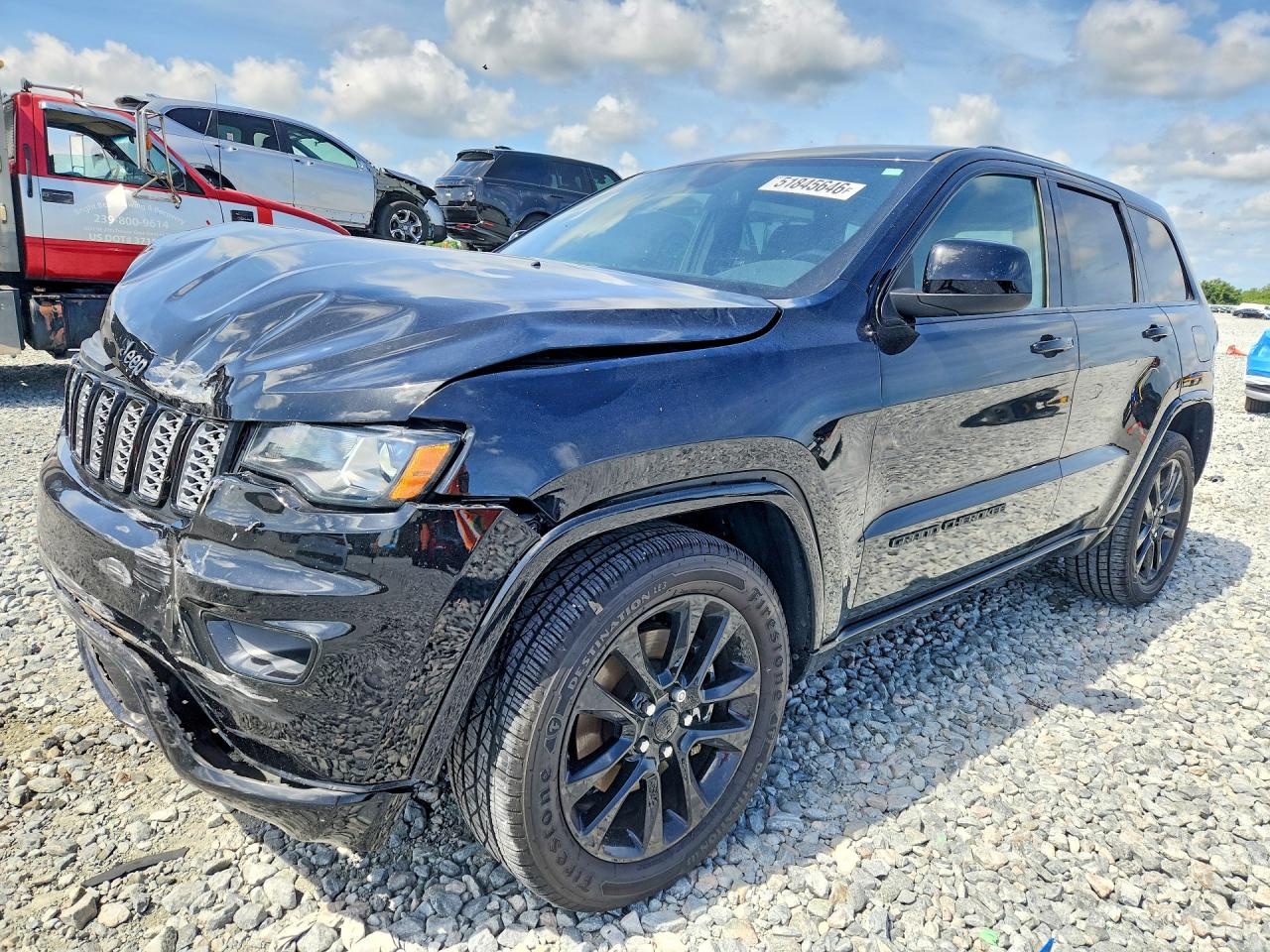 2021 Jeep Grand Cherokee Laredo E, VIN 1C4RJFAG6MC780111 — Front end