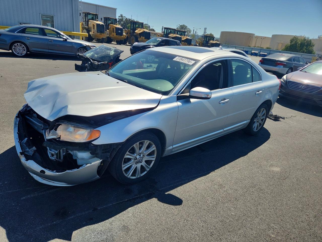 2010 Volvo S80 I6, VIN YV1960AS9A1123386 — Front end