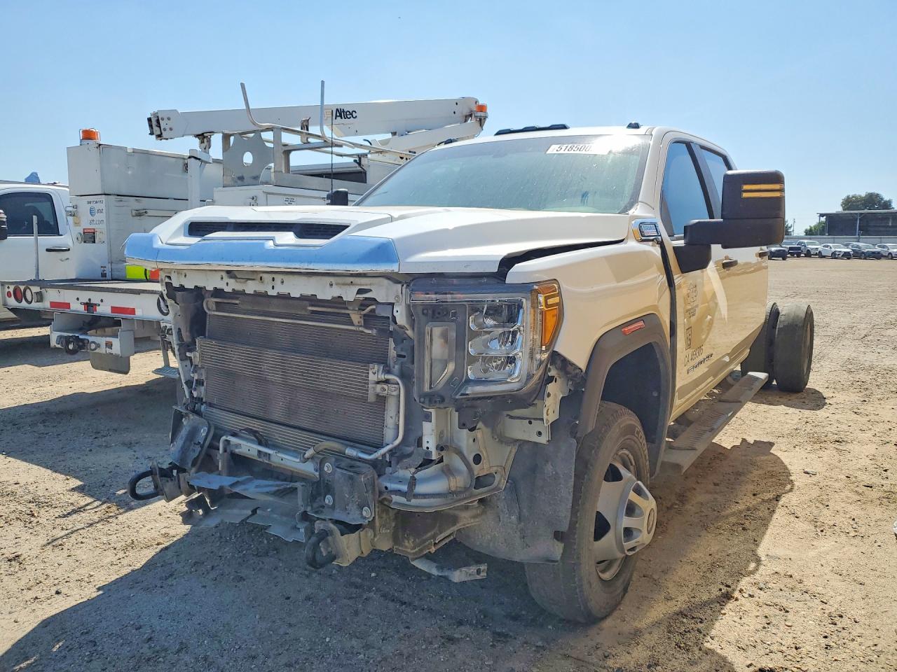 2020 GMC Sierra 3500HD Pro, VIN 1GD49SEY3LF268216 — Front end