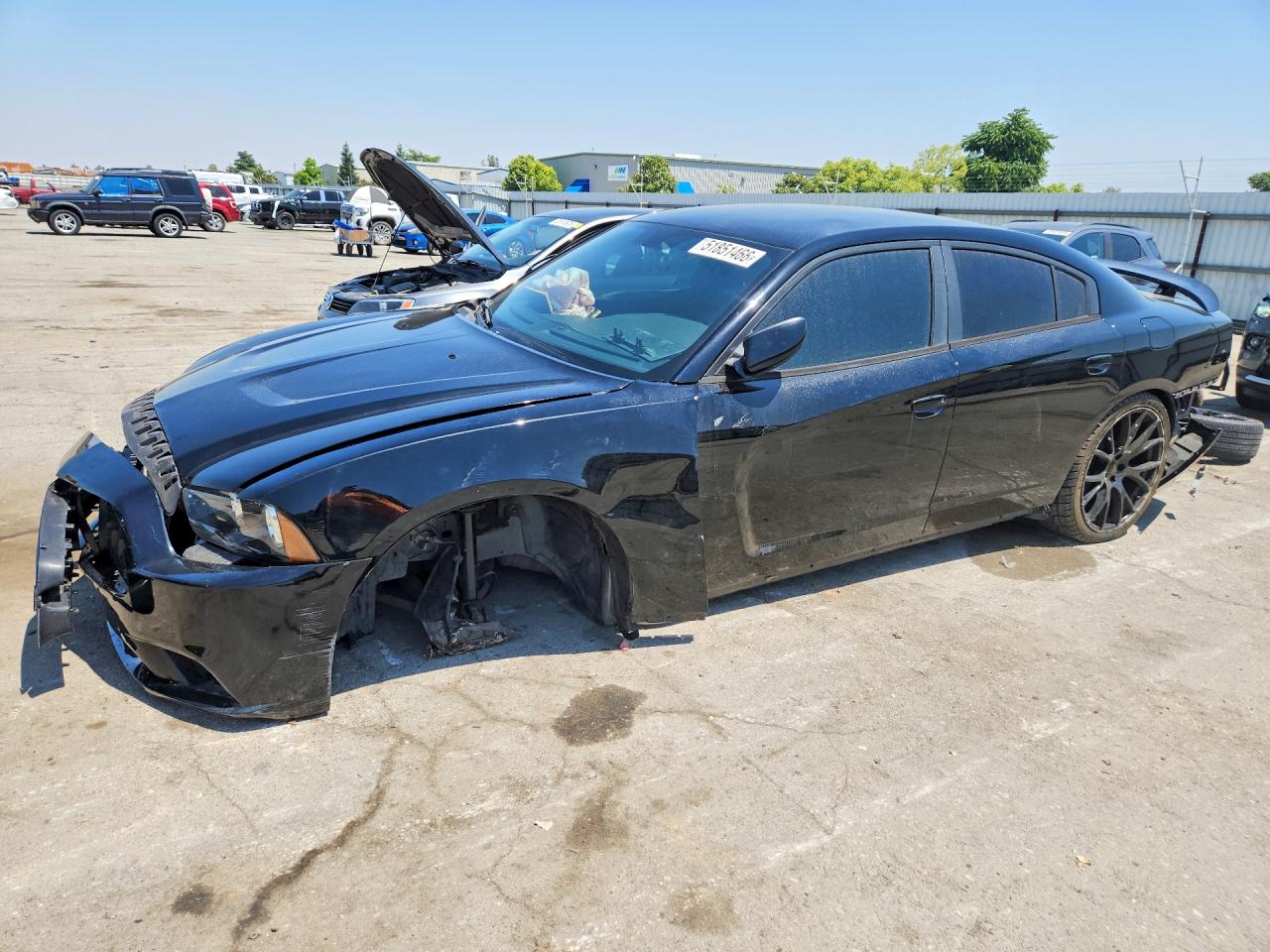 2014 Dodge Charger SE, VIN 2C3CDXBG4EH262387 — Front end