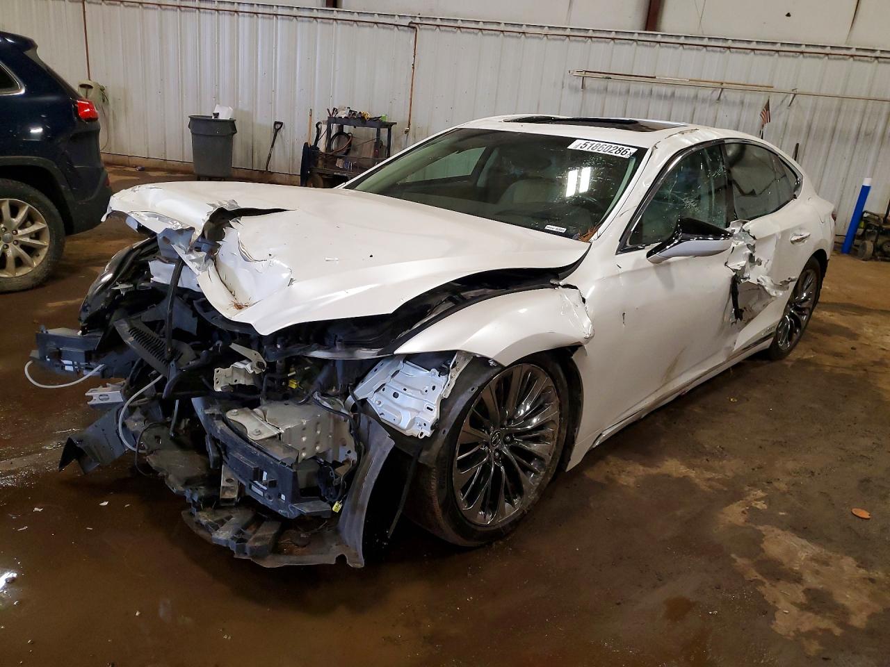2018 Lexus LS LS 500h, VIN JTHCYLFF2J5000538 — Front end