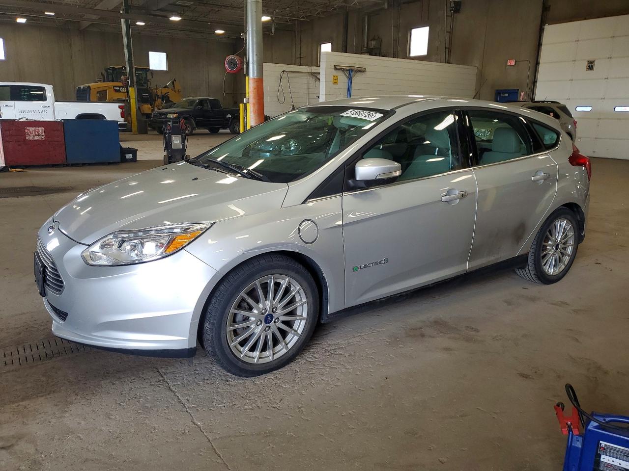 2014 Ford Focus Electric, VIN 1FADP3R4XEL330308 — Auction photo