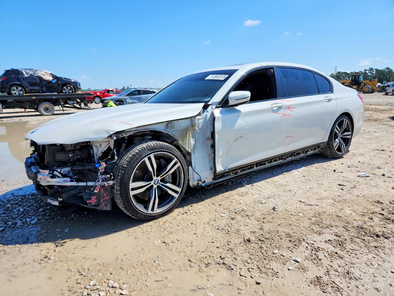 2018 BMW 7 Series 750i, VIN WBA7F0C58JGM23449 — Front end