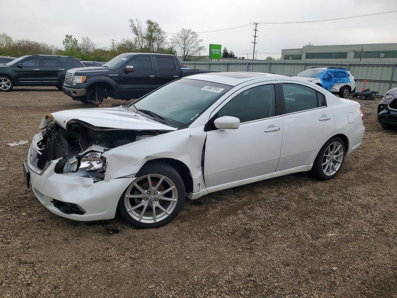2011 Mitsubishi Galant ES, VIN 4A32B3FFXBE010246 — Front end
