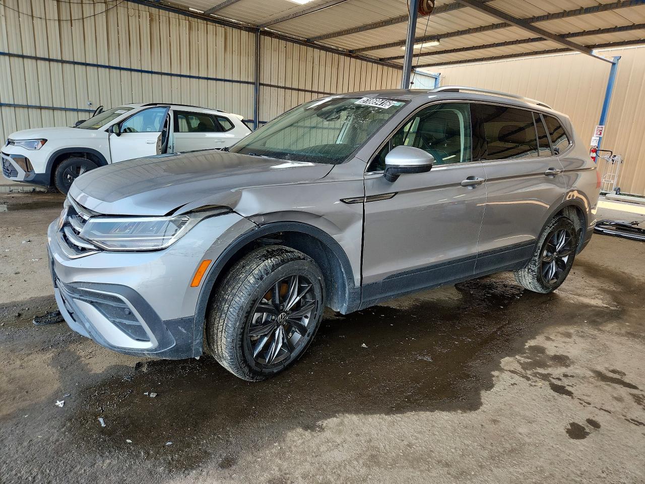 2023 Volkswagen Tiguan SE, VIN 3VV2B7AX6PM068836 — Front end