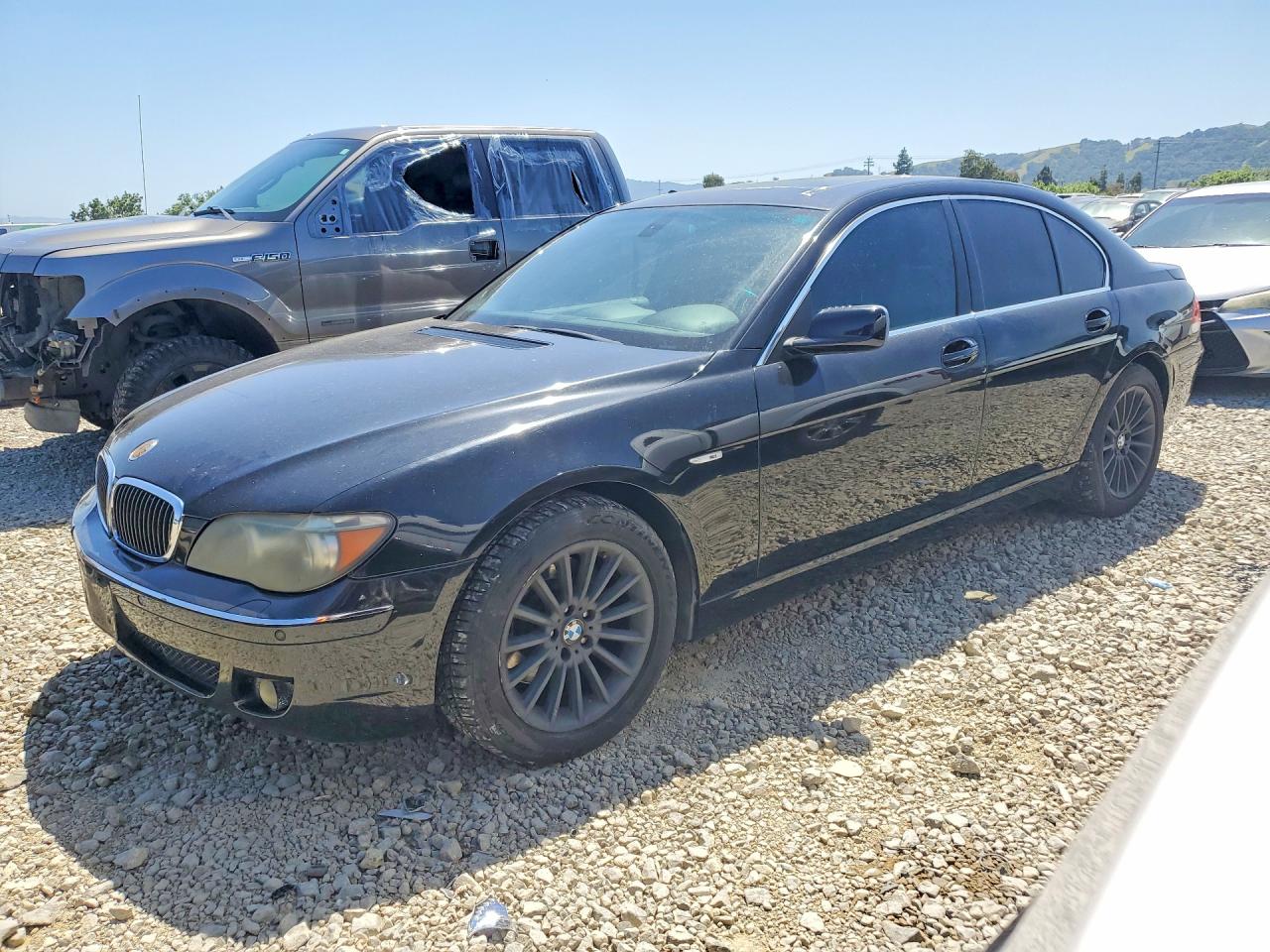 2006 BMW 7 Series 750i, VIN WBAHL83506DT02256 — Minor dents and scratches