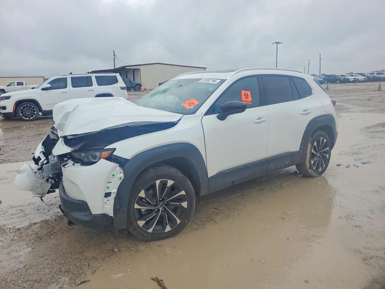 2026 Mazda CX-50 Hybrid Premium Plus, VIN 7MMVAAEW7TN144500 — Front end