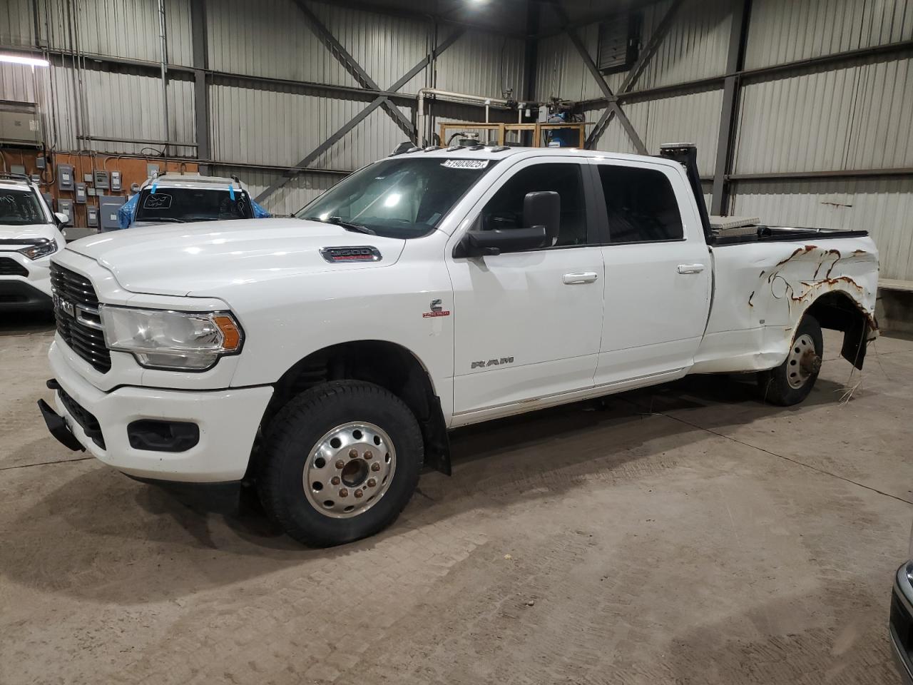 2020 Ram 3500 Lone Star, VIN 3C63RRHLXLG232845 — Зад