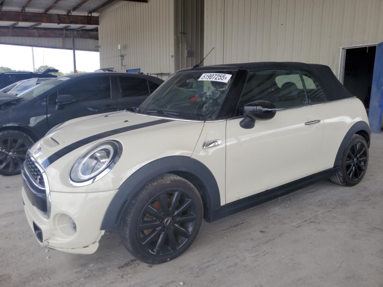 2020 MINI Convertible Cooper S, VIN WMWWJ5C02L3L07685 — Мелкие вмятины и царапины