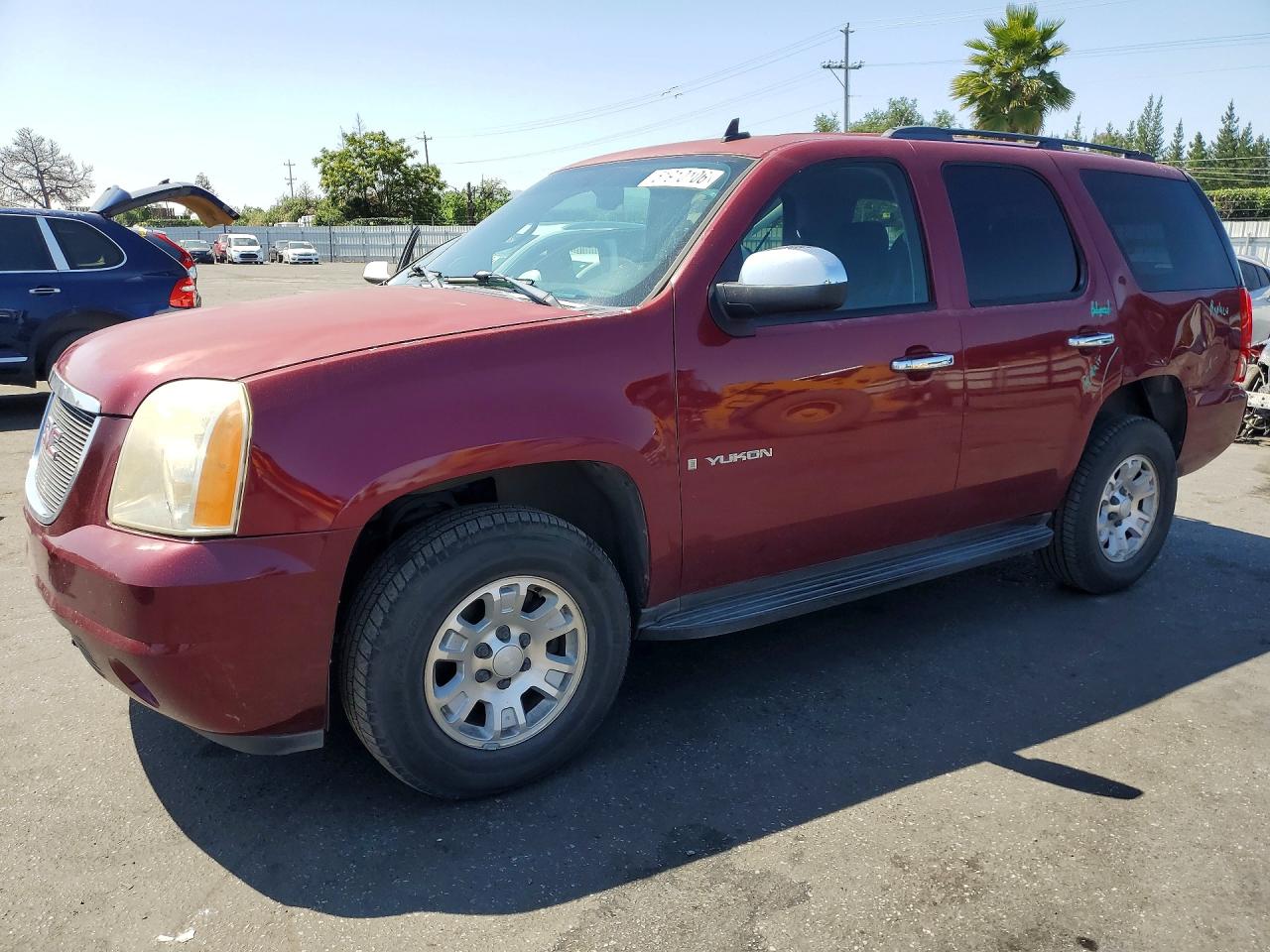 2007 GMC Yukon SLE, VIN 1GKFC13C57J364470 — Rear end
