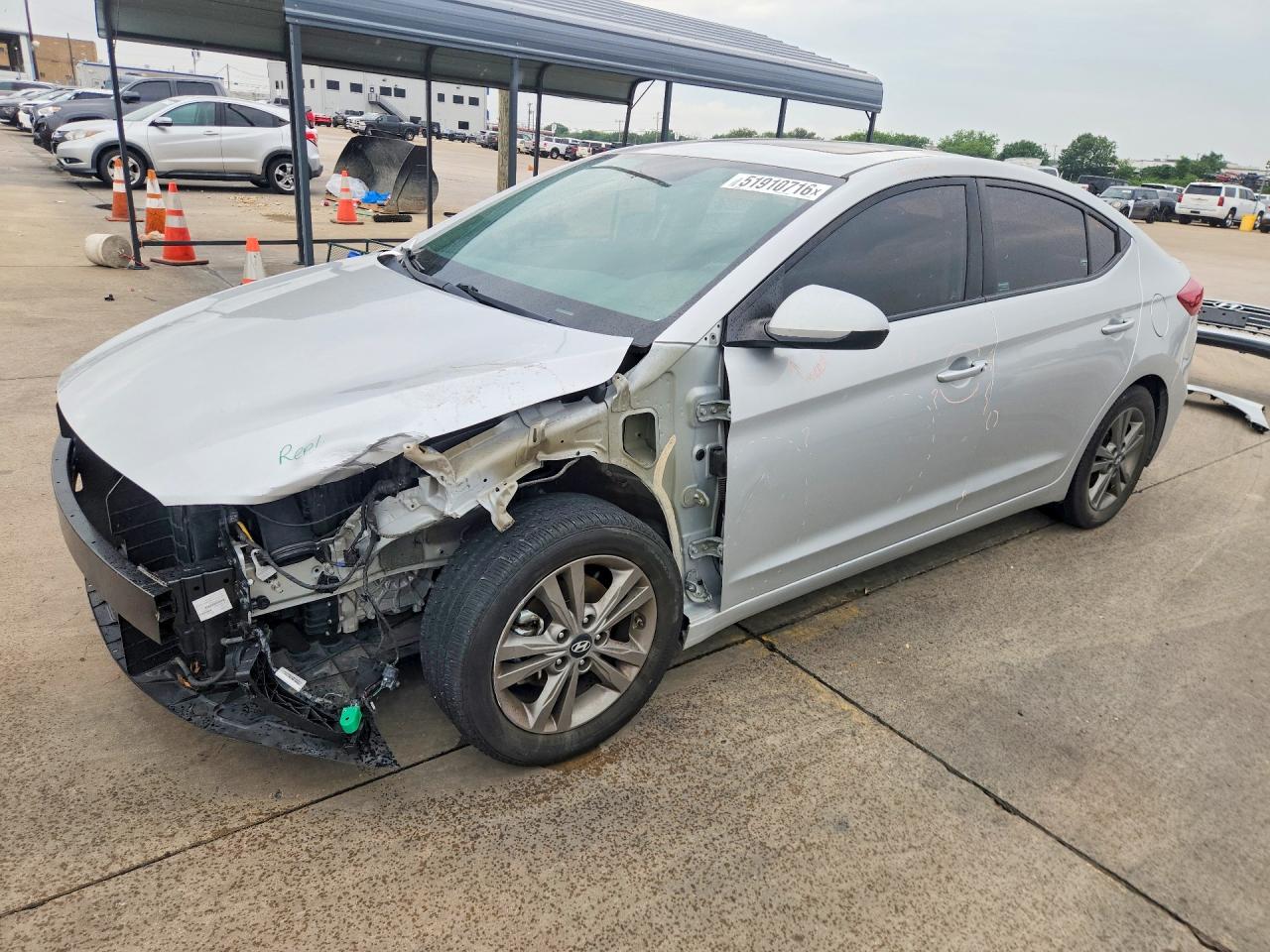 2018 Hyundai Elantra SEL, VIN 5NPD84LFXJH293931 — Front end