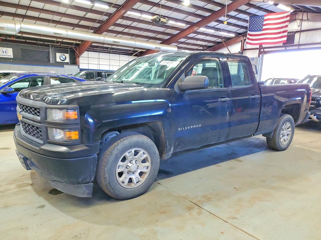 2015 Chevrolet Silverado 1500 Work Truck, VIN 1GCRCPEH3FZ171304 — Rear end