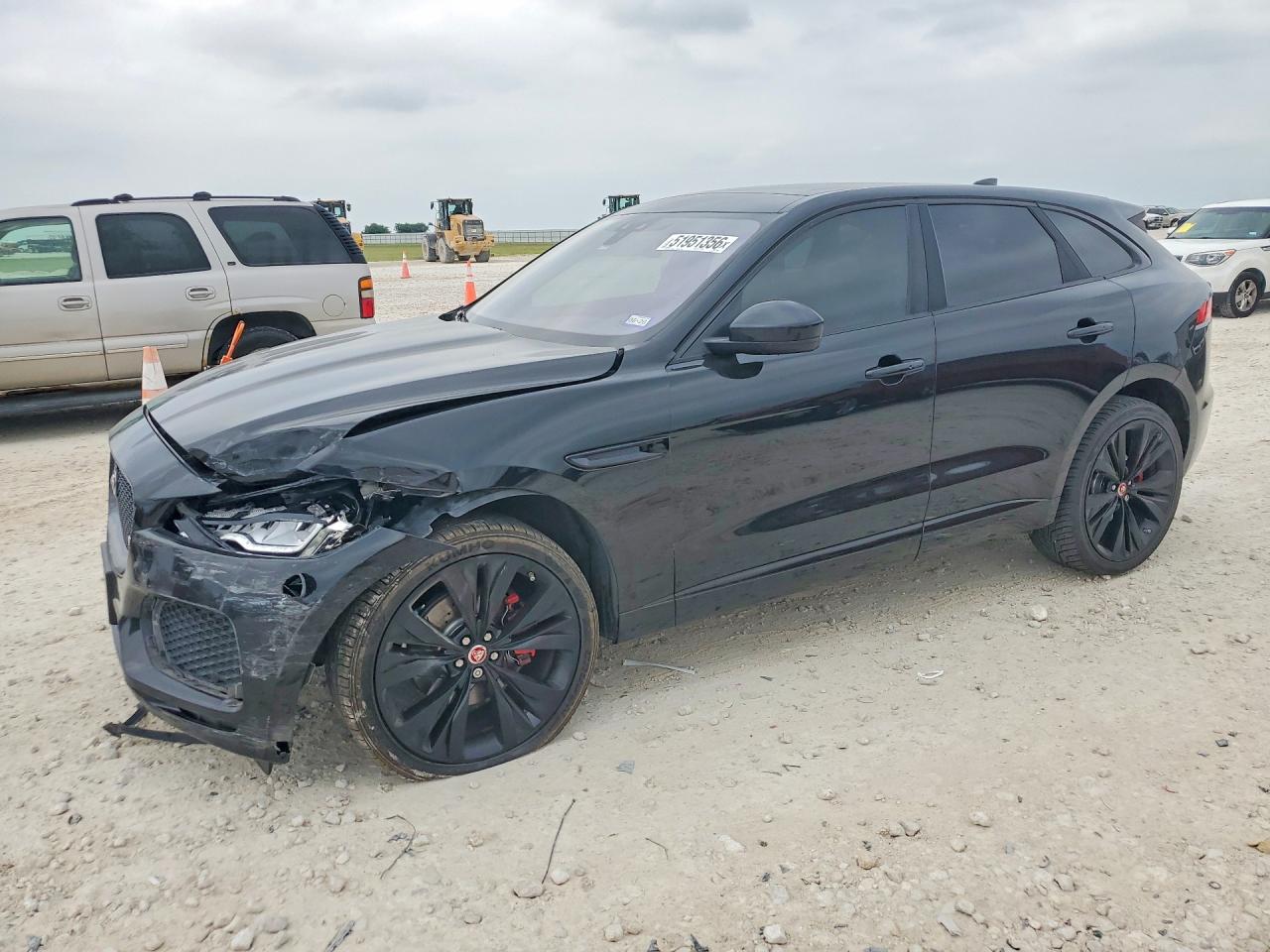 2018 Jaguar F-Pace S, VIN SADCM2FV7JA286784 — Front end