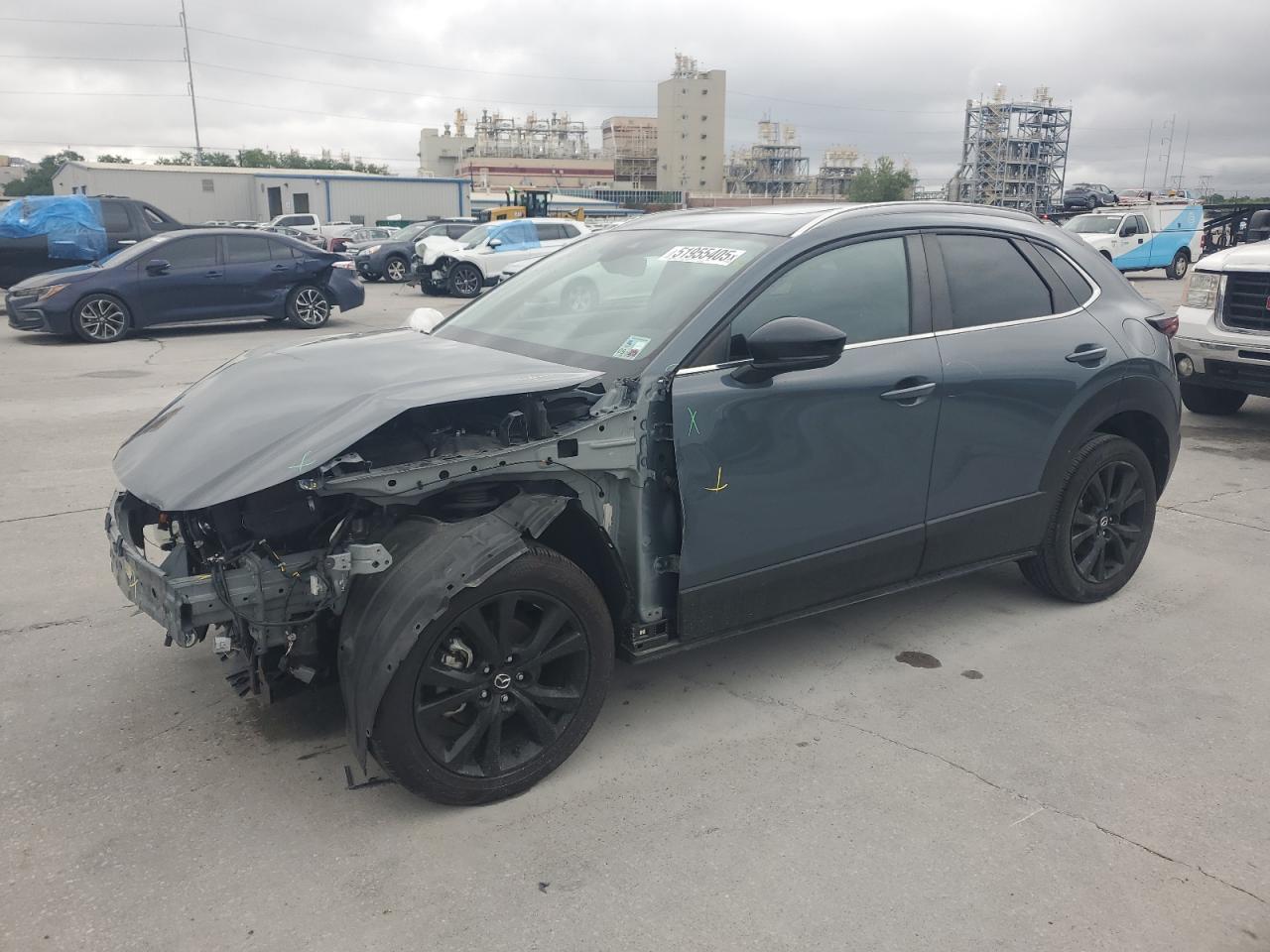 2023 Mazda CX-30 S Carbon Edition, VIN 3MVDMBCM7PM512652 — Front end