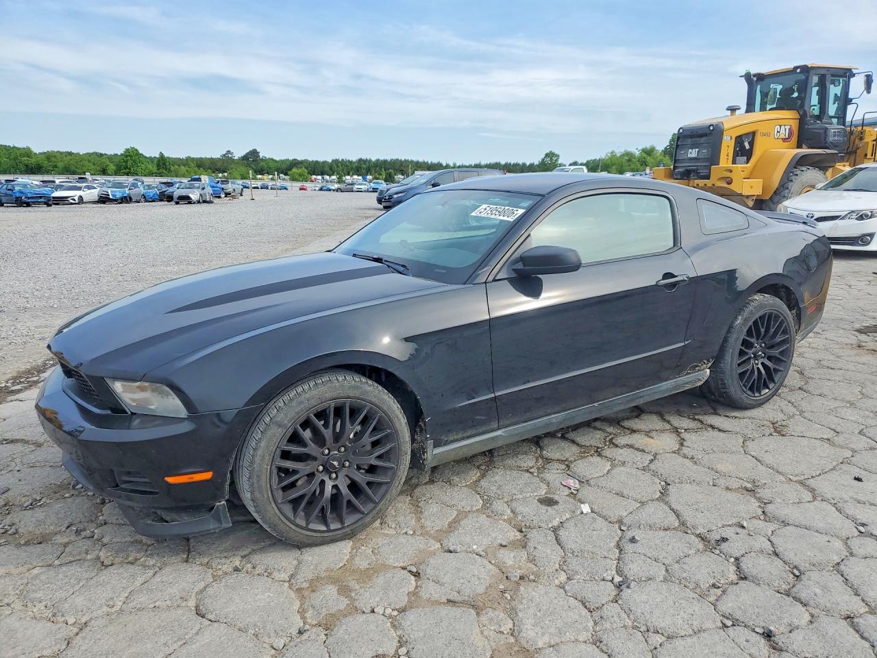 2012 Ford Mustang V6, VIN 1ZVBP8AM9C5253908 — Side