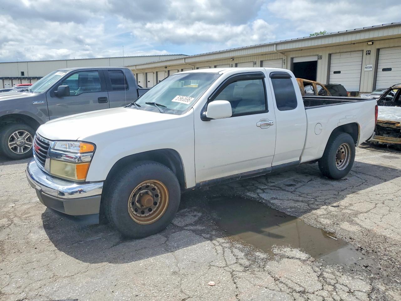 2009 GMC Canyon Work Truck, VIN 1GTCS199098106994 — Minor dents and scratches