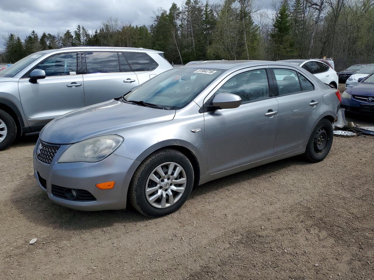 2011 Suzuki Kizashi SLS, VIN JS2RF9A74B6110108 — Rear end