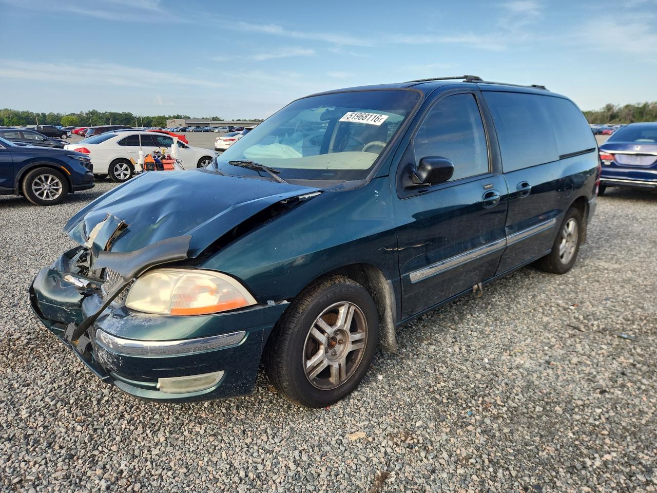 2001 Ford Windstar SE, VIN 2FMZA52451BB24150 — Front end