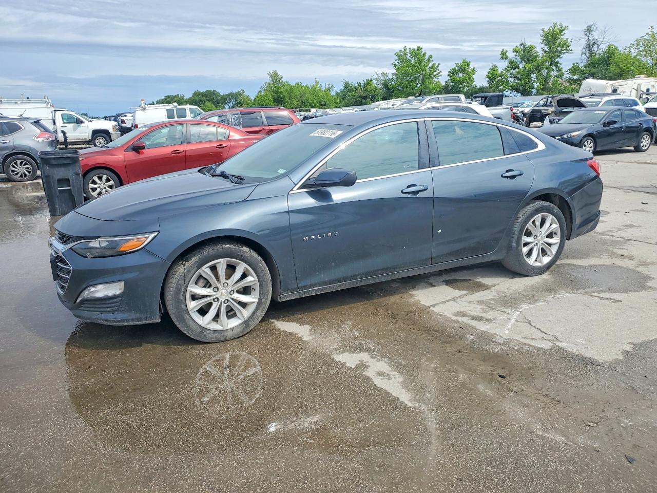 2019 Chevrolet Malibu LT, VIN 1G1ZD5ST5KF169844 — Ранее повреждён