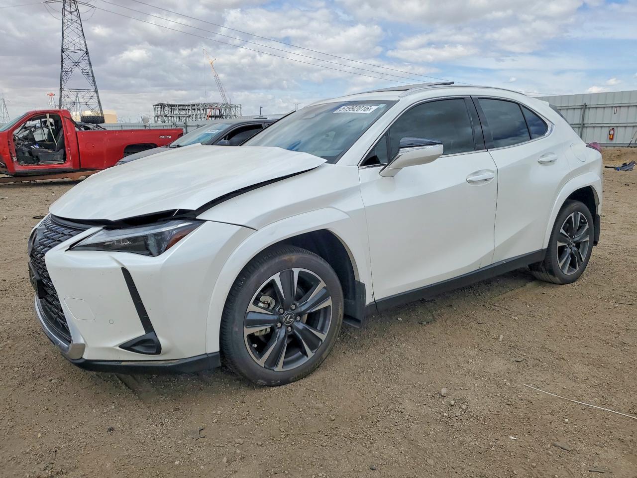 2025 Lexus UX 300h, VIN JTHYBJAH0S2018916 — Перед
