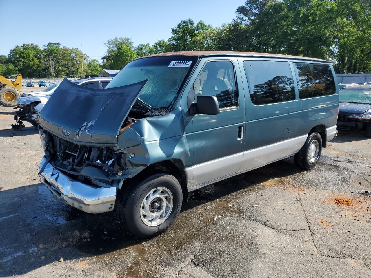1997 Ford Econoline Wagon XL, VIN 1FMEE1163VHB34859 — Front end