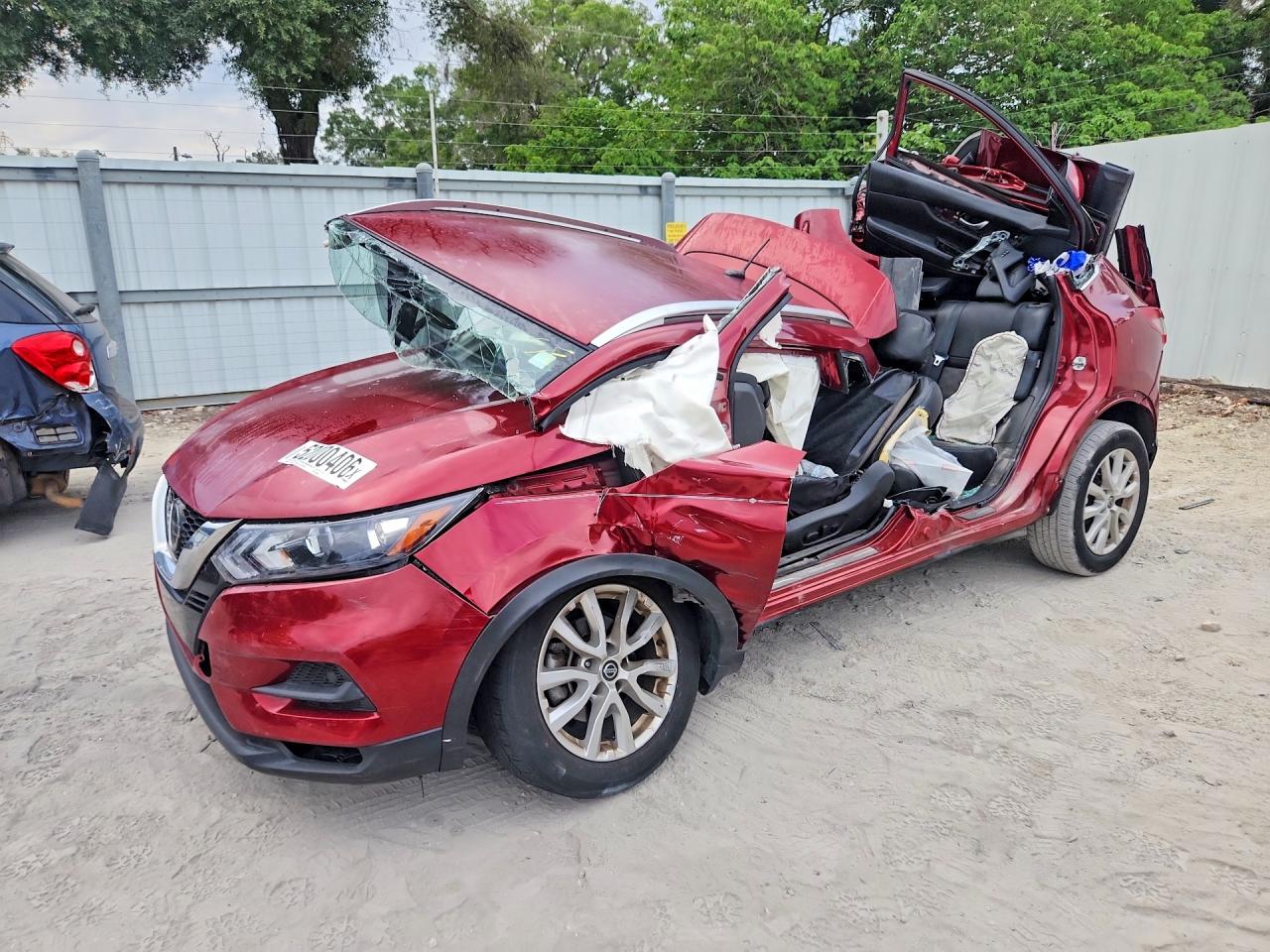 2020 Nissan Rogue SV, VIN JN1BJ1CV2LW267048 — Roof