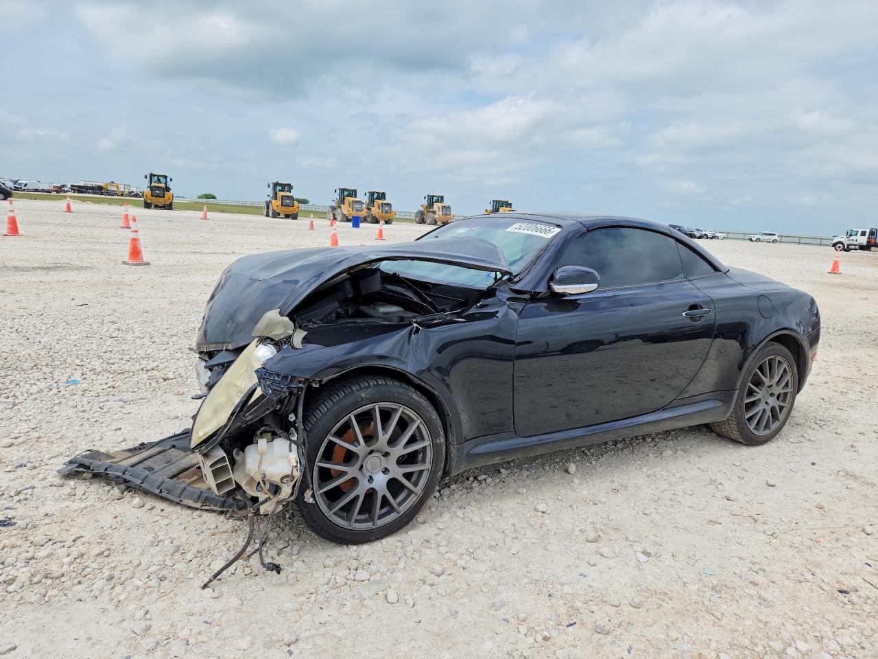 2006 Lexus SC 430, VIN JTHFN48Y069008356 — Перед