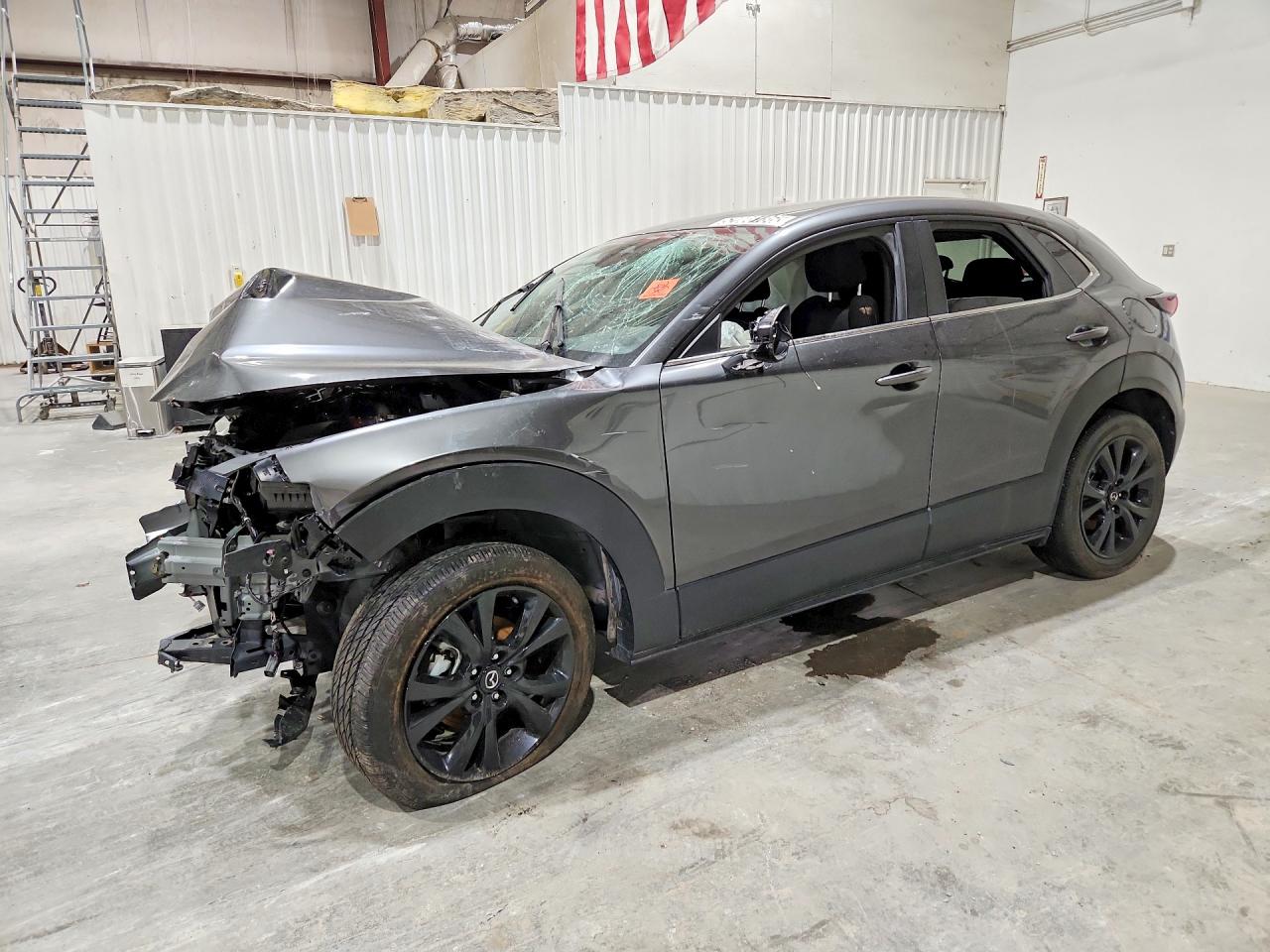 2024 Mazda CX-30 S Select Sport, VIN 3MVDMBBM4RM628864 — Front end