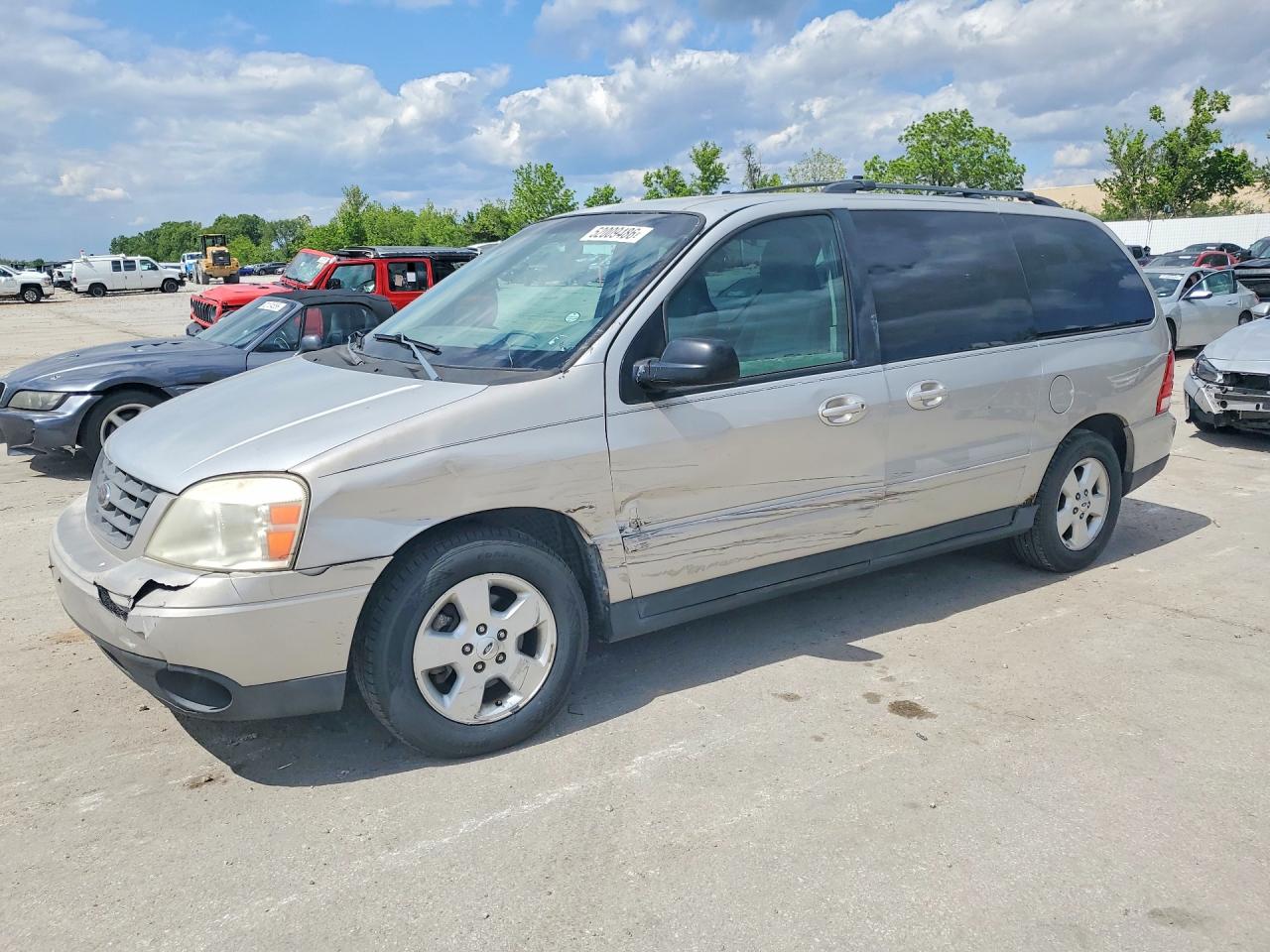 2005 Ford Freestar SES, VIN 2FMZA57655BA65875 — Front end