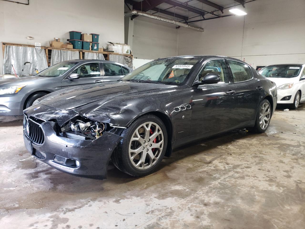 2012 Maserati Quattroporte S, VIN ZAM39JKAXC0065906 — Front end
