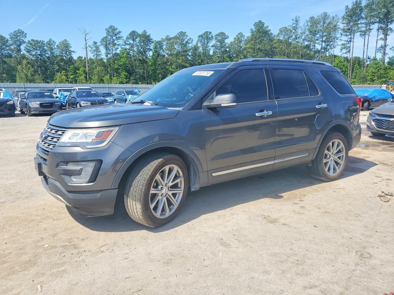 2017 Ford Explorer Limited, VIN 1FM5K8F89HGC38780 — Rear end