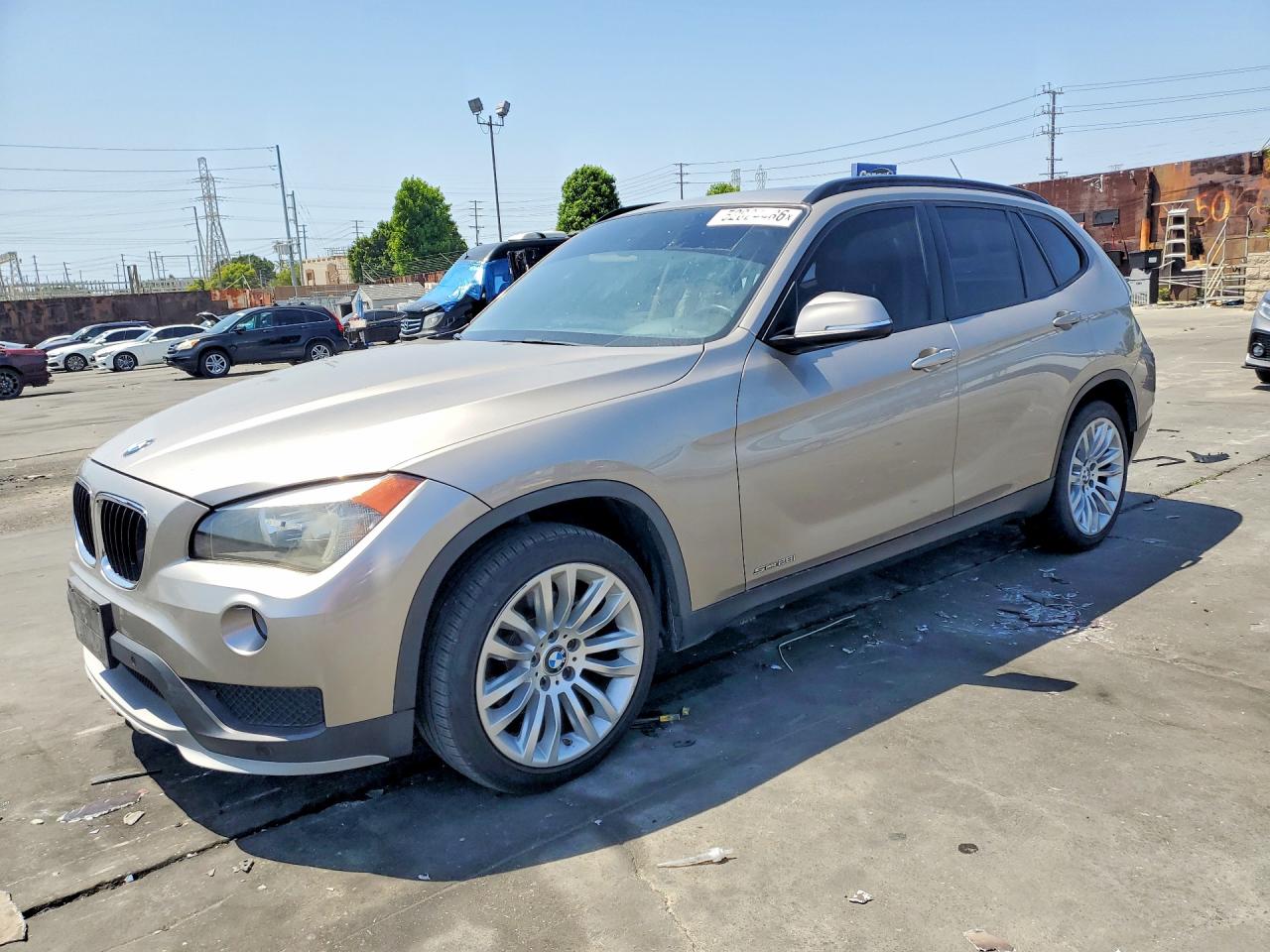 2015 BMW X1 sDrive28i, VIN WBAVM1C51FV314918 — Rear end