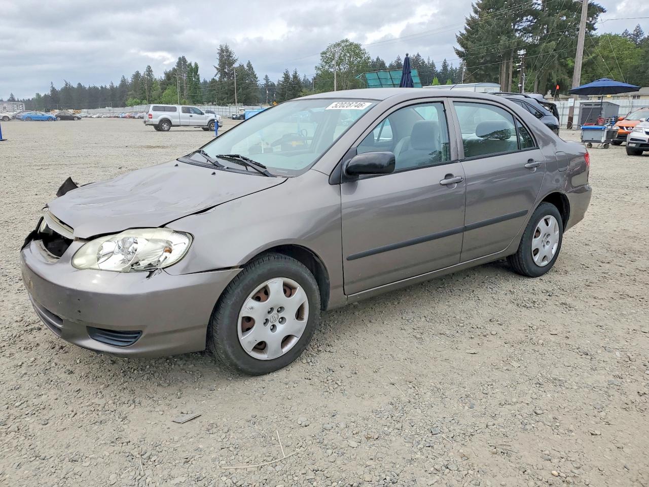 2004 Toyota Corolla S, VIN 1NXBR32E04Z323256 — Front end