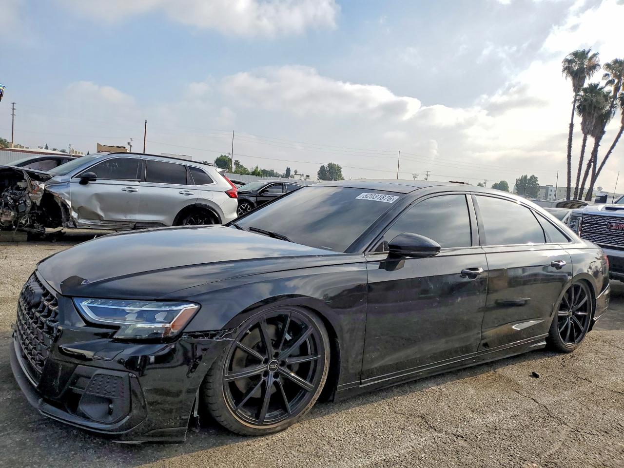 2023 Audi A8, VIN WAULDAF82PN013119 — Перед