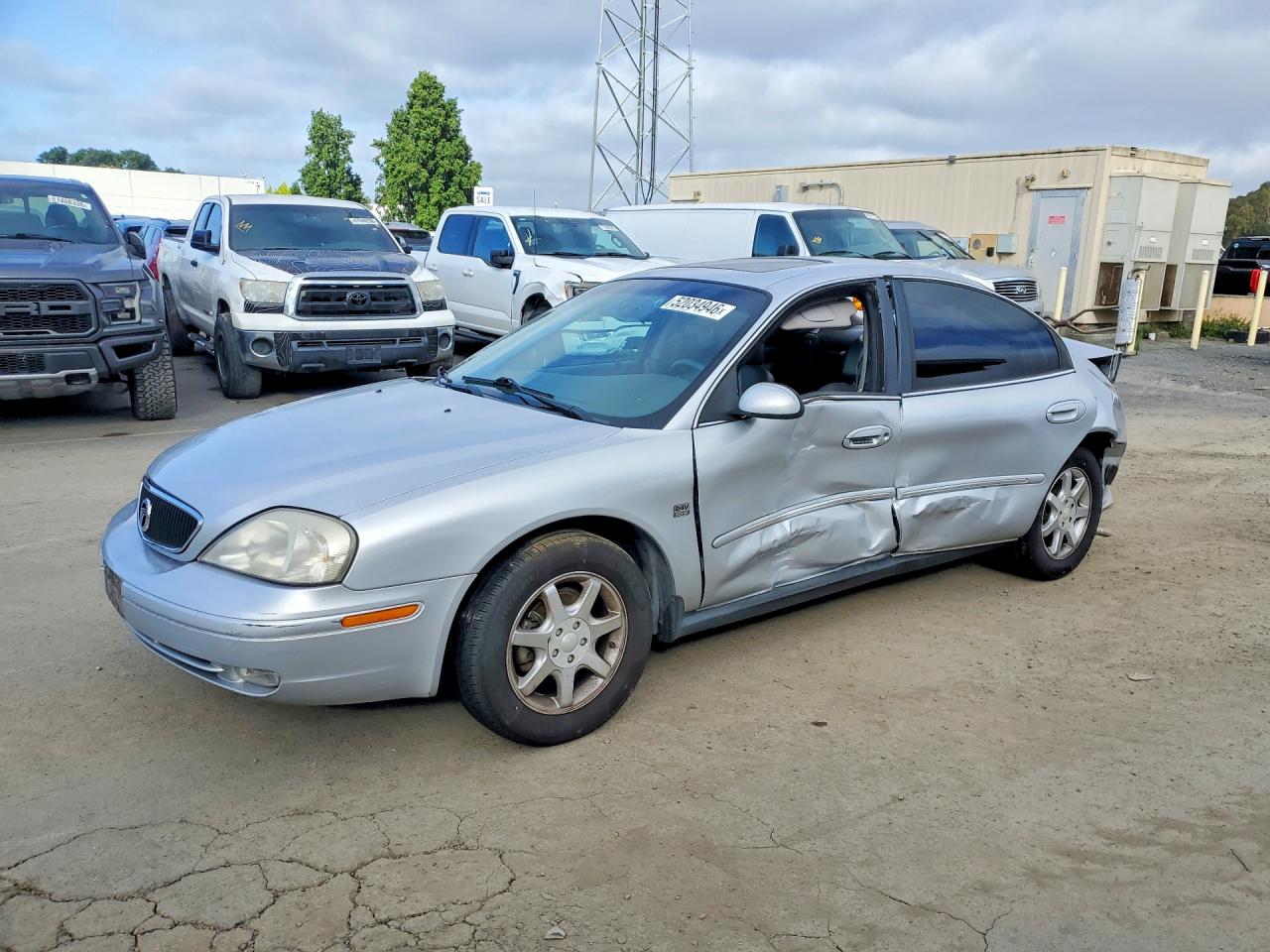 2000 Mercury Sable LS Premium, VIN 1MEFM55S7YG640407 — Rear end