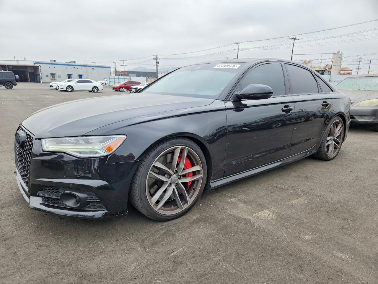 2018 Audi S6 Premium Plus, VIN WAUFFAFC0JN104392 — Minor dents and scratches
