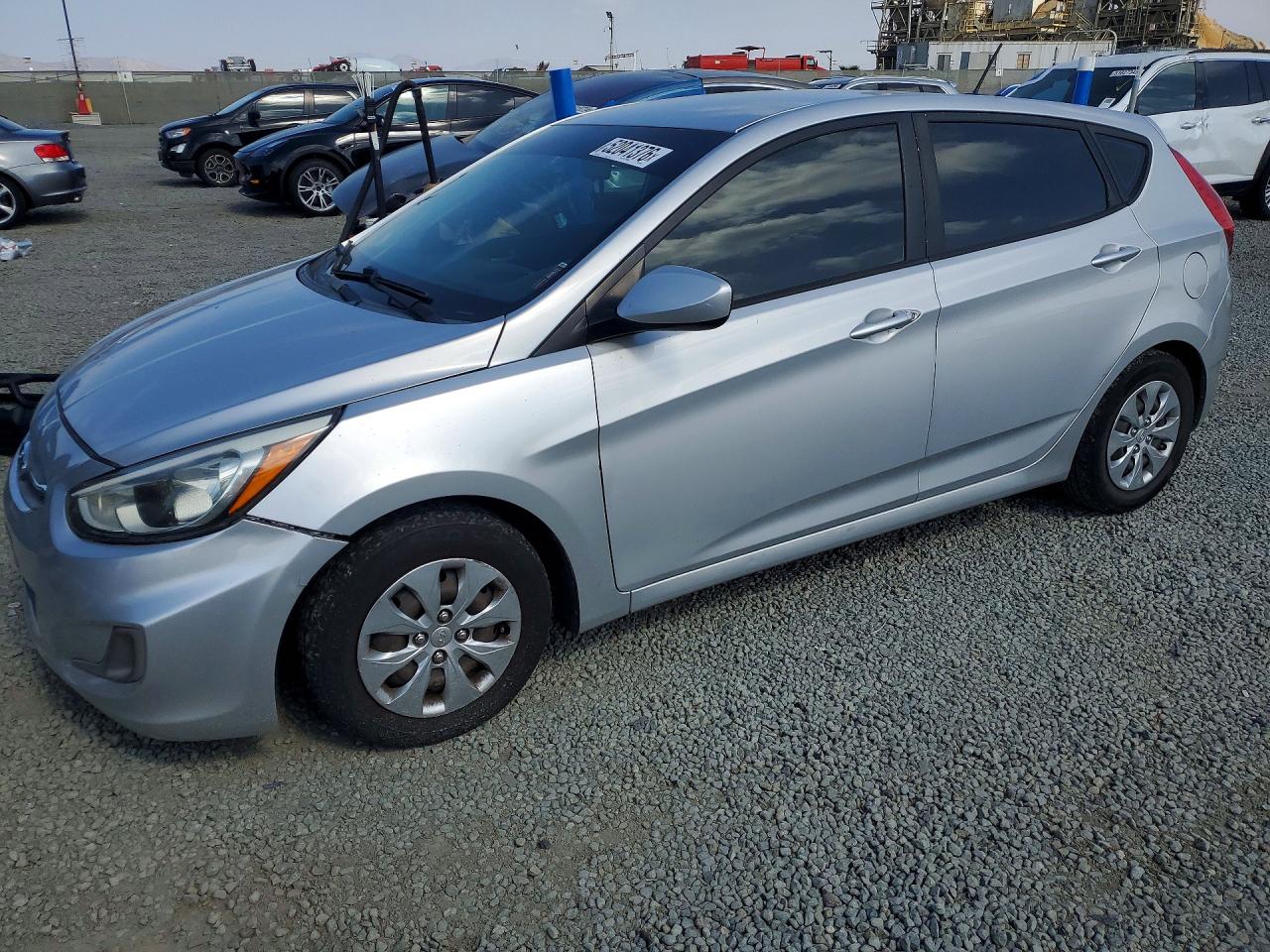 2017 Hyundai Accent SE, VIN KMHCT5AE0HU320172 — Minor dents and scratches