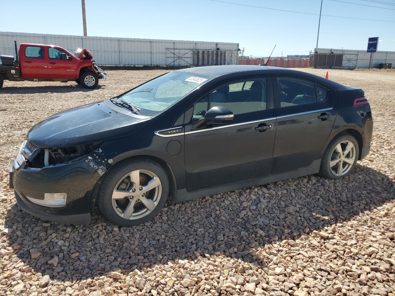 2011 Chevrolet Volt, VIN 1G1RD6E48BU100104 — Front end