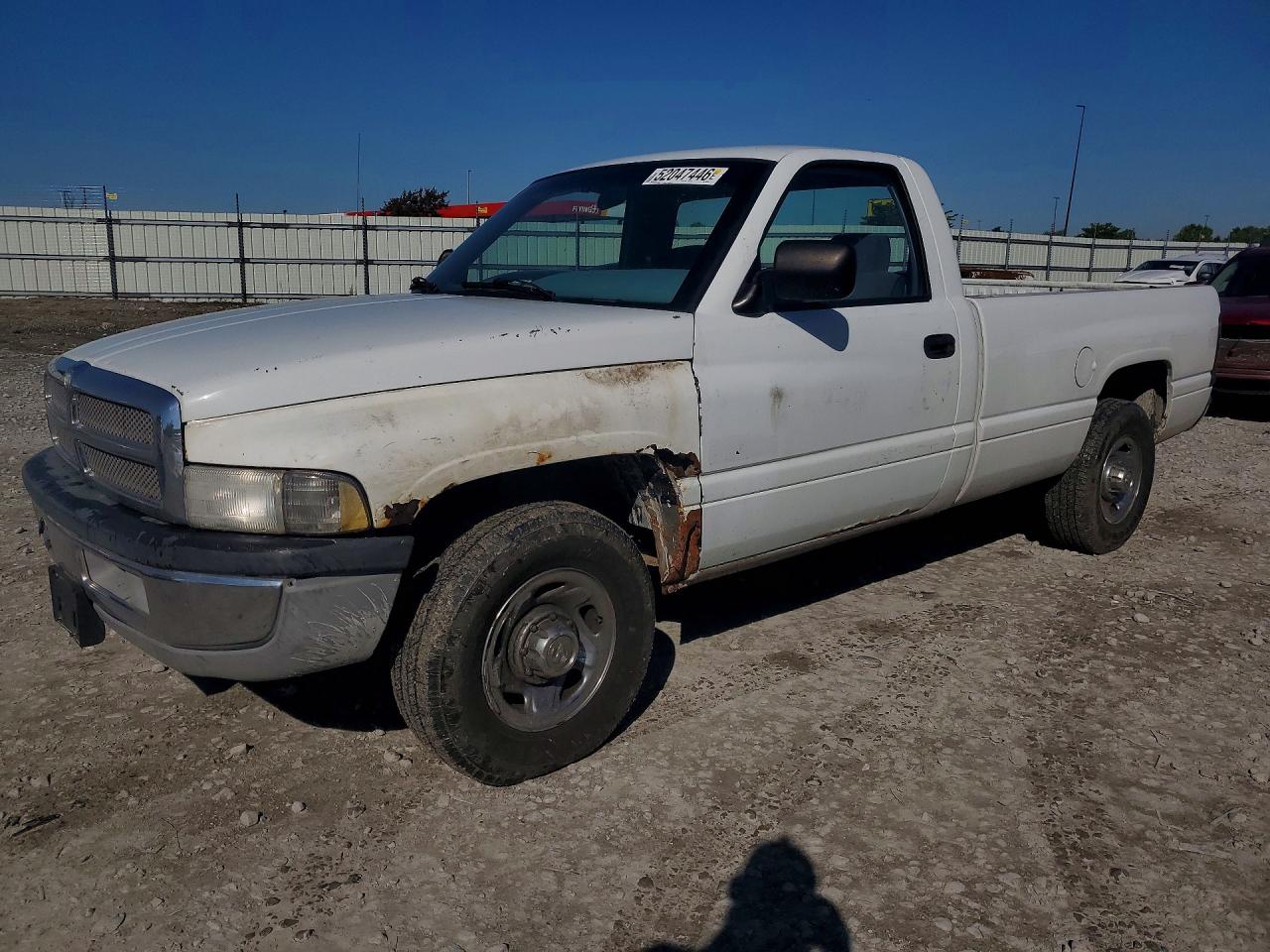 1994 Dodge RAM, VIN 1B7KC26C9RS531468 — Side