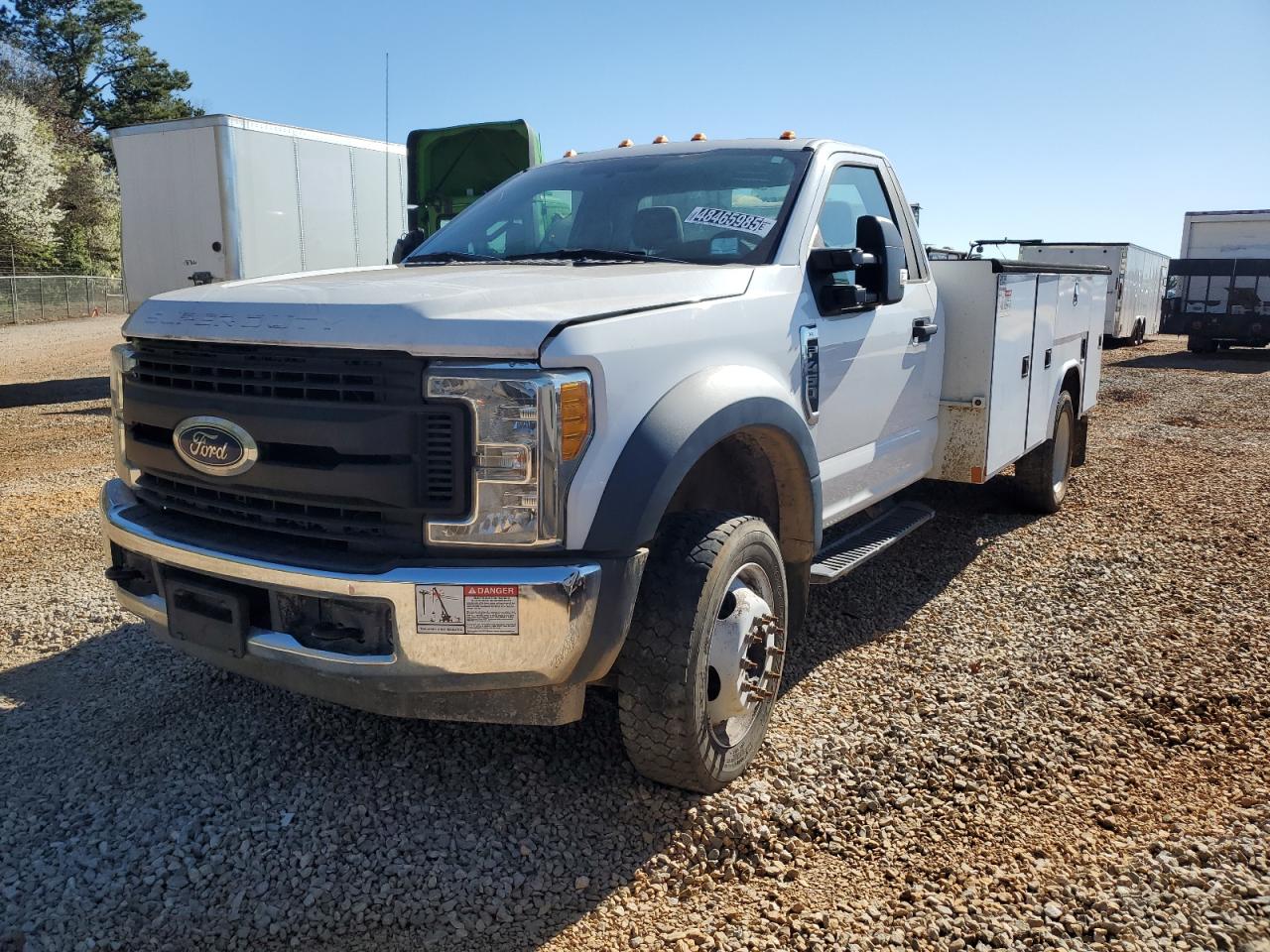 2017 Ford F-450 XLT, VIN 1FDTF4GY0HDA05469 — Minor dents and scratches