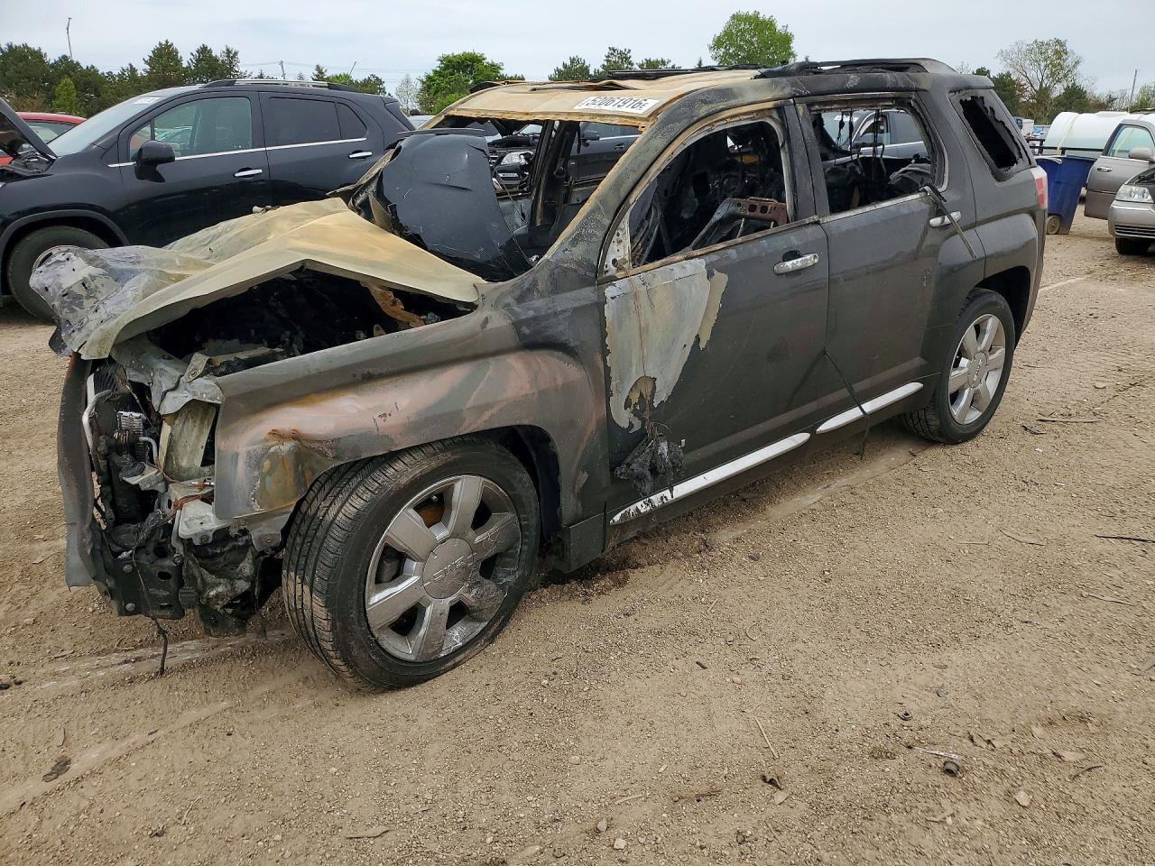 2014 GMC Terrain Denali, VIN 2GKFLZE30E6307390 — Burn